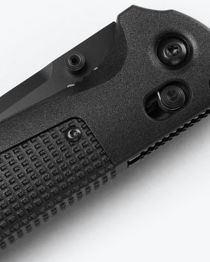 Close up of folded AXIS® Lock Benchmade 430BK-02 Redoubt®