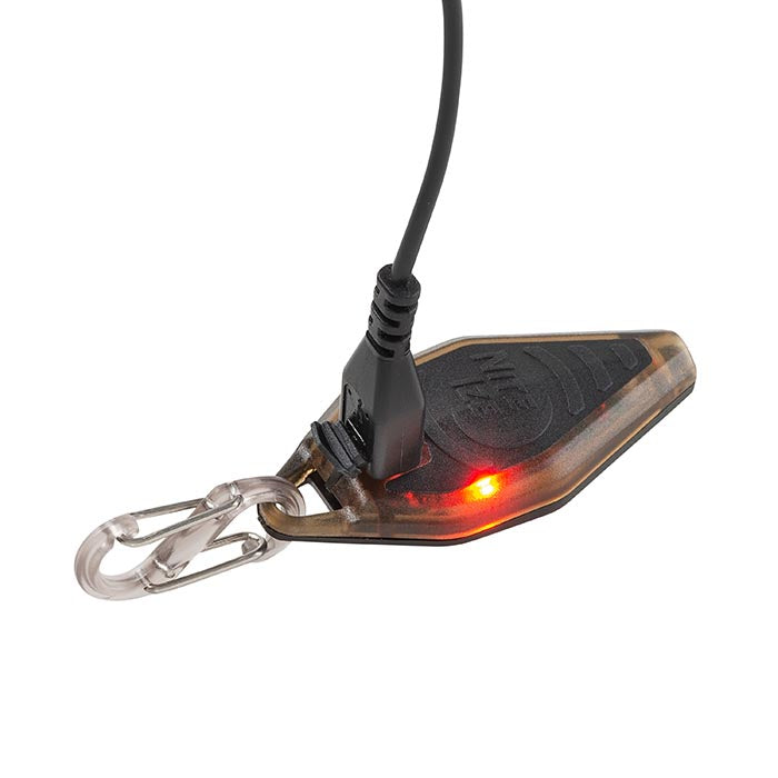 Micro usb charging the Nite Ize Radiant Rechargeable Microlight.