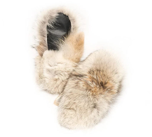 Mens Coyote Mitts with a Sheepskin liner showing on the left glove.