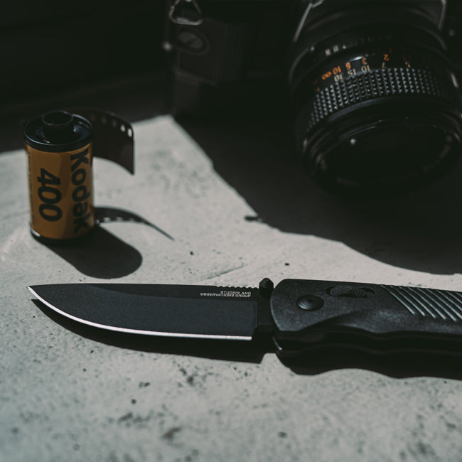 SOG Flash AT Folding Knife | Blackout (11-18-01-41)