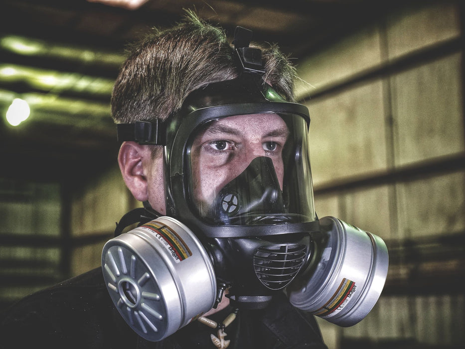 Mira Safety CM-6M Gas Mask with two cartridges 