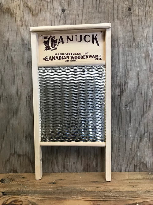 Canadian Woodenware Canuck Model Metal Washboard