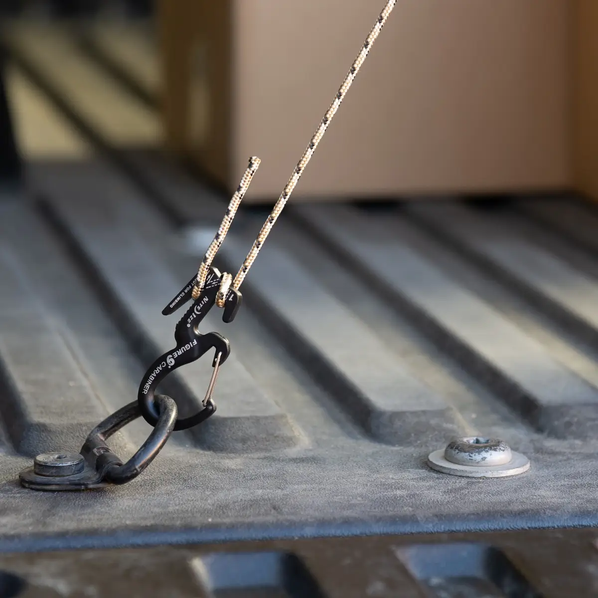 Nite-Ize FIGURE 9® Carabiner Rope Tightener- Large